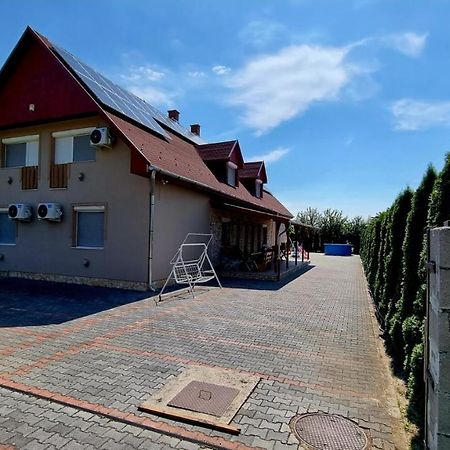 Relax Apartman Siófok-Sóstó Exterior foto